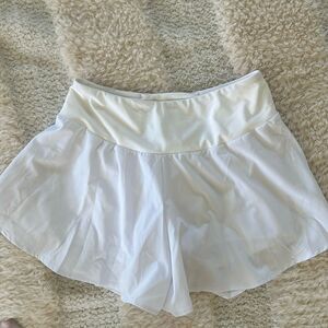 Baleaf Shorts/skort White, size Small, NWT